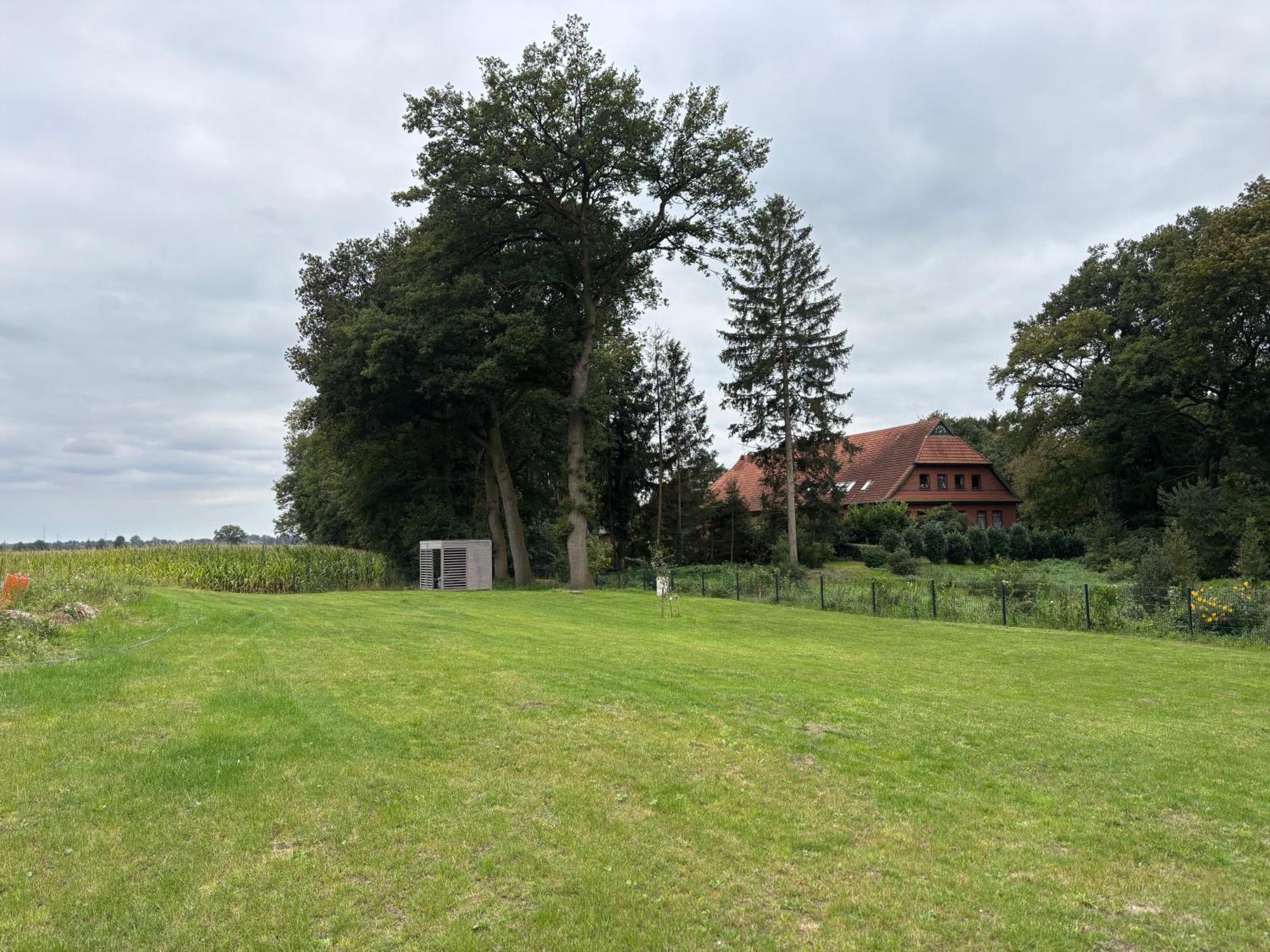Niedersaechsisches Hallenhaus Im Modernen Gewand 利林塔尔 外观 照片